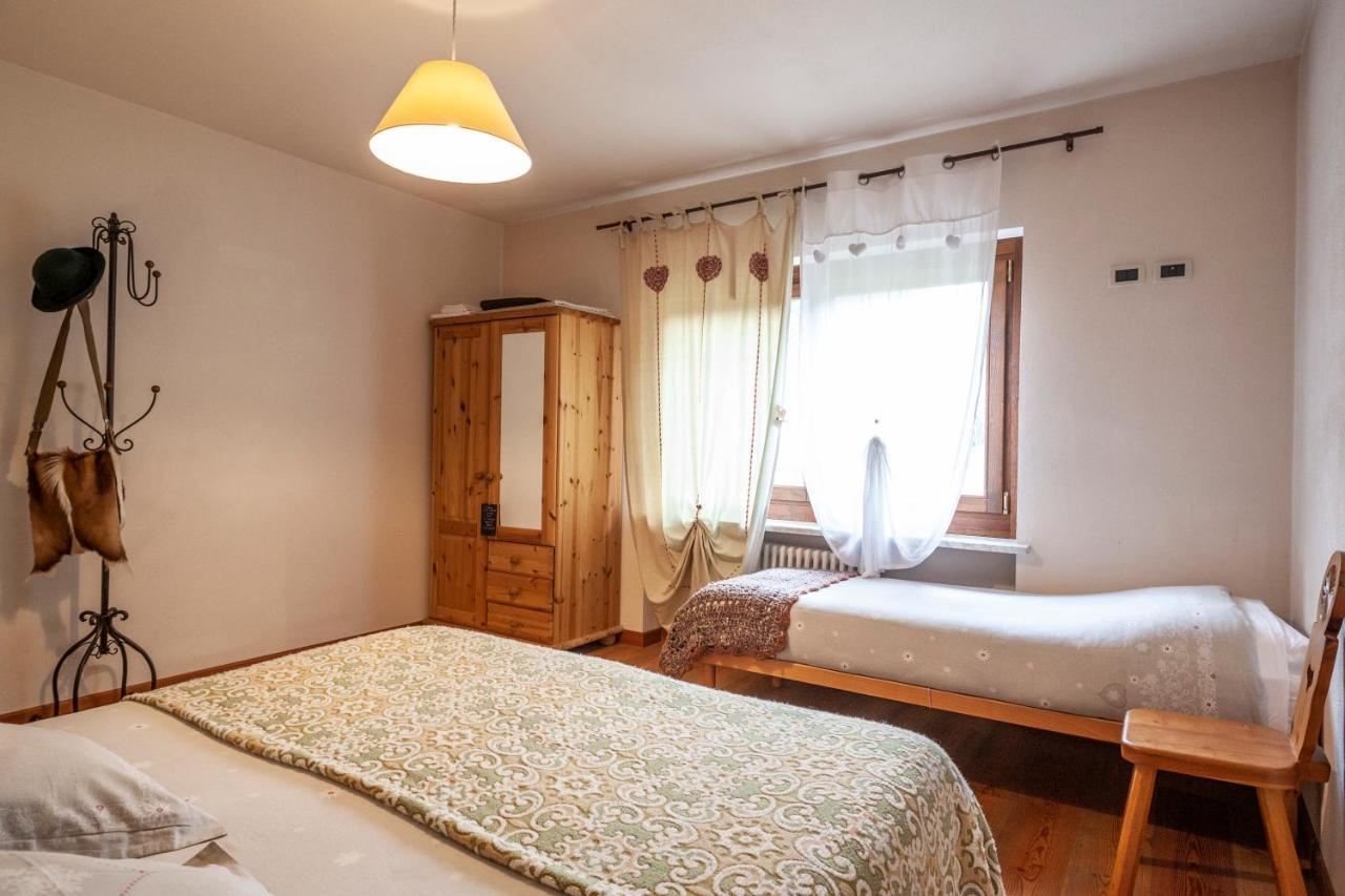 Maison Le Champ B&B Questa Casa Non E Un Albergo ラ・サル エクステリア 写真
