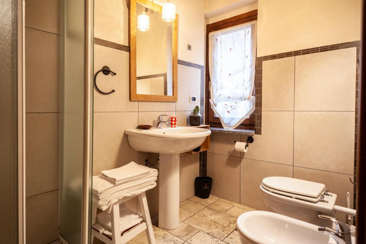 Maison Le Champ B&B Questa Casa Non E Un Albergo ラ・サル エクステリア 写真