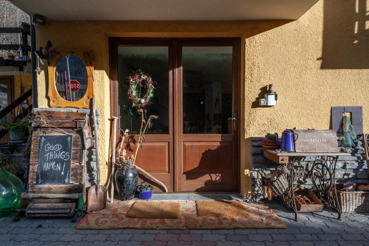 Maison Le Champ B&B Questa Casa Non E Un Albergo ラ・サル エクステリア 写真