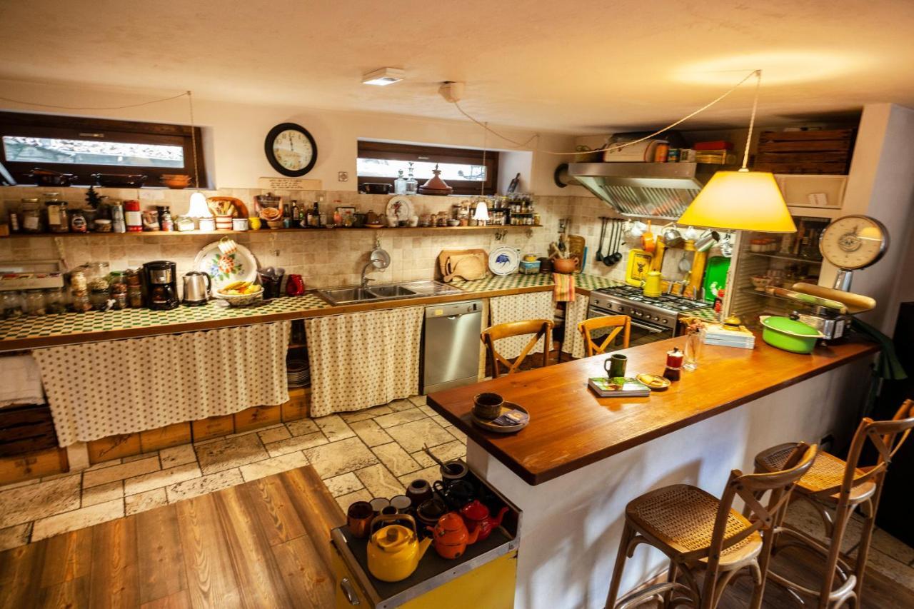 Maison Le Champ B&B Questa Casa Non E Un Albergo ラ・サル エクステリア 写真